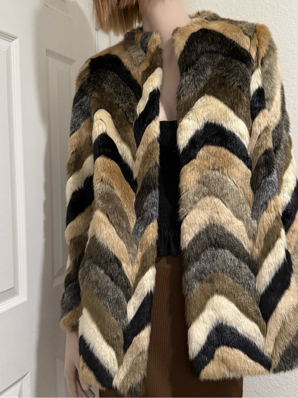 AMUSE SOCIETY Waylon Faux Fur Chevron Pattern Coat Jacket Size M - Picture 2 of 15